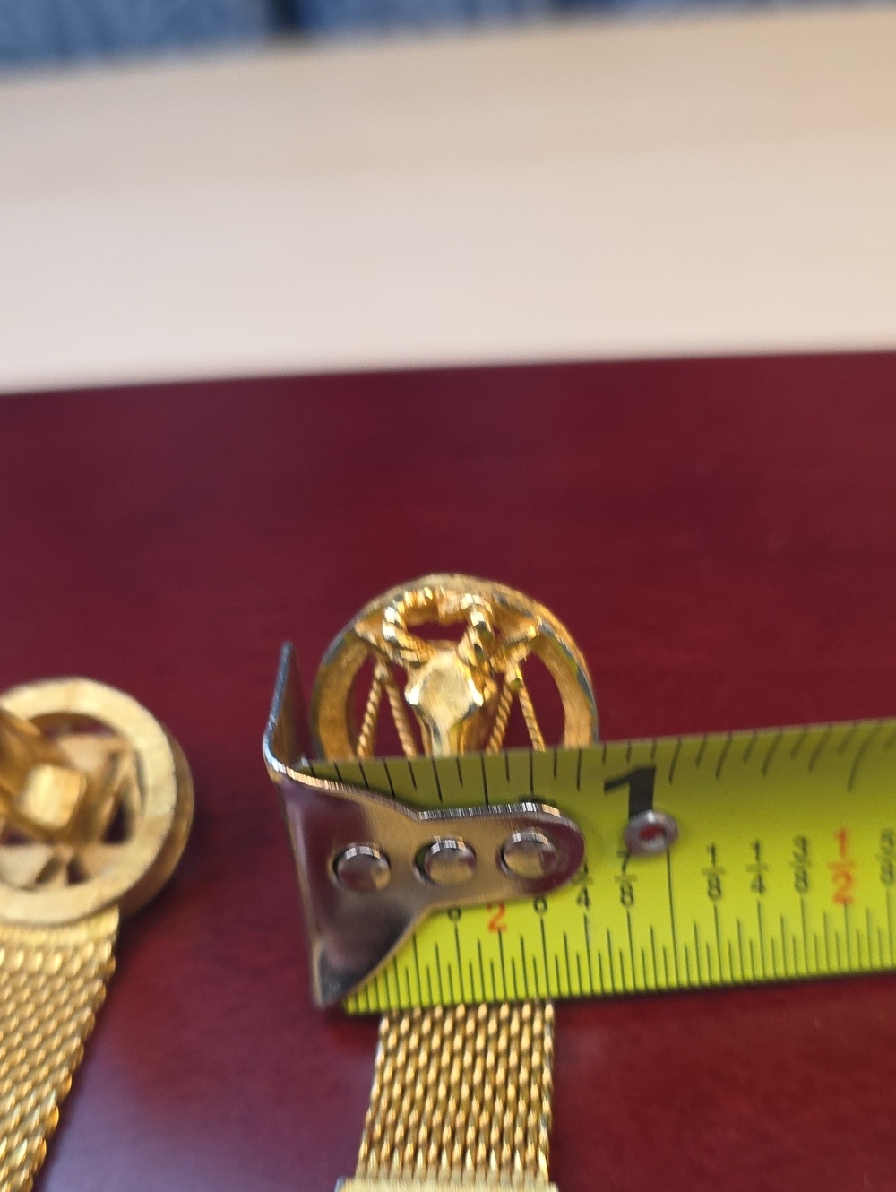 Vintage Gold Tone Mesh Wrap Cufflinks Scales Justice Star - Picture 9 of 9